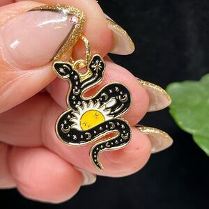 Stunning SNAKE Enamel charm